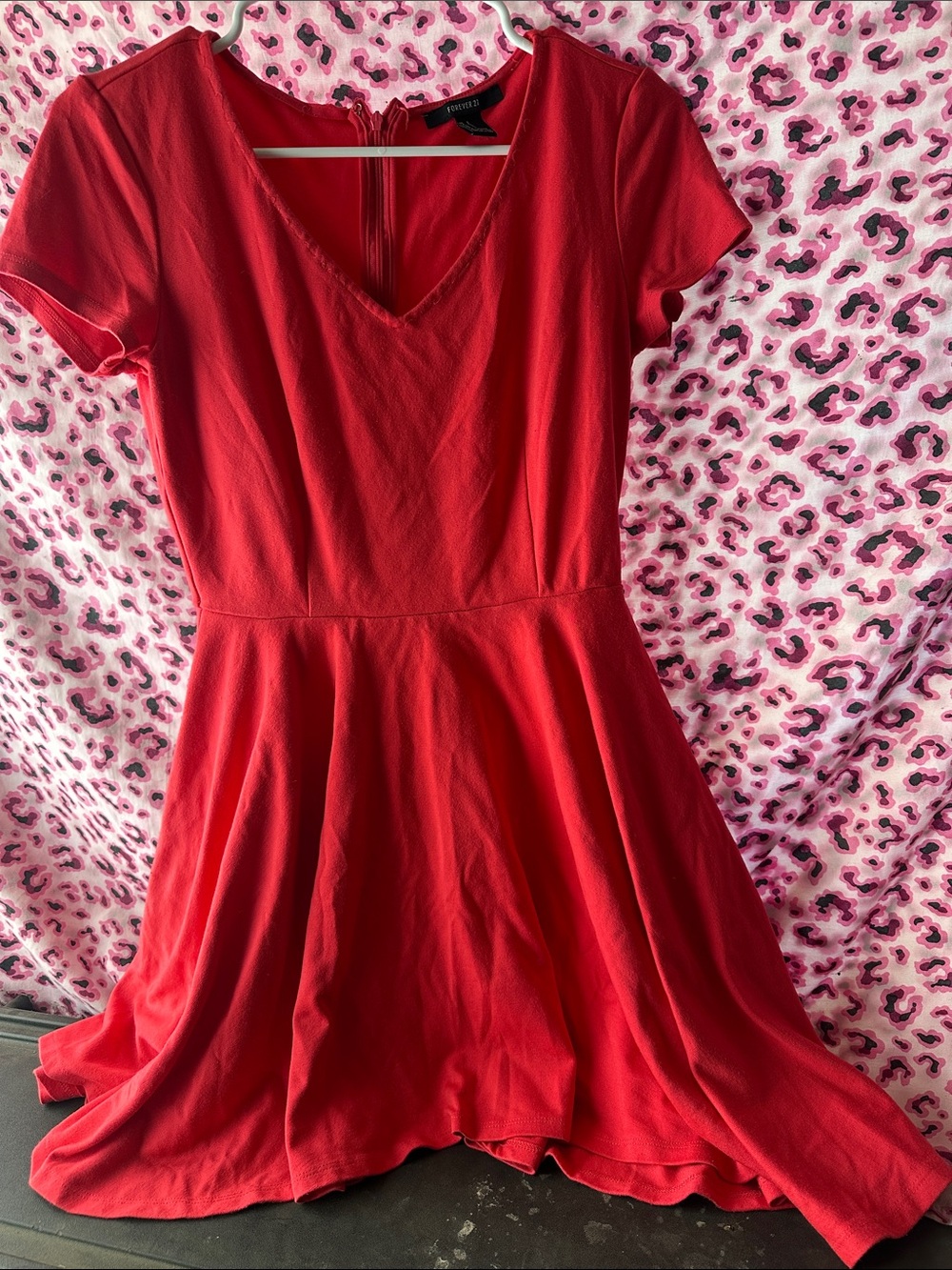 Forever 21 Red V-Neck Short Sleeve Skater Dress
